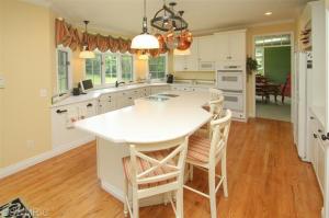 8616 E Gull Lake Dr, Augusta, MI 49012 photo 3