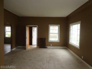 208 E Cass, Saint Johns, MI 48879 photo 15