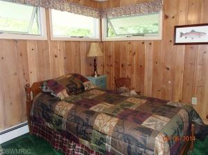 211 Pinecrest Rd, Whitehall, MI 49461 photo 16