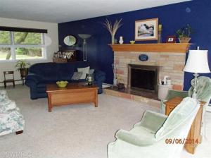 211 Pinecrest Rd, Whitehall, MI 49461 photo 3