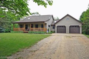69 109th Ave, Plainwell, MI 49080 photo 1