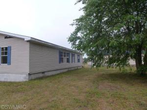 8331 W Madison St, Hesperia, MI 49421 photo 2