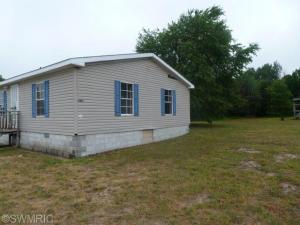 8331 W Madison St, Hesperia, MI 49421 photo 3