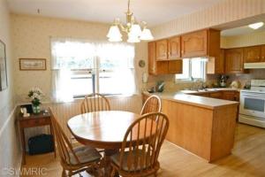 1944 Anthony Dr, St. Joseph, MI 49085 photo 5