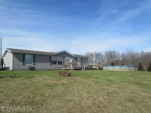 7302 Montcalm Ave, Belding, MI 48809 photo 1