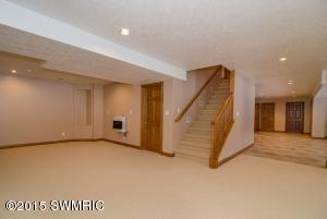 4635 E River Rd, Buchanan, MI 49107 photo 17