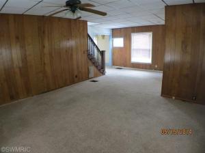 607 S Constantine St, Three Rivers, MI 49093 photo 6