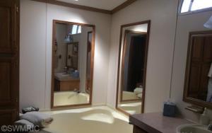 58187 Oak Dr, Three Rivers, MI 49093 photo 16