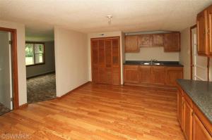 178 Wellworth Ave, Springfield, MI 49037 photo 4
