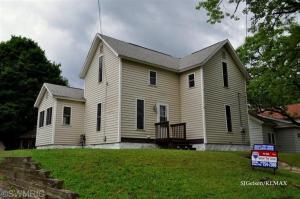 709 S Bridge St, Belding, MI 48809 photo 1