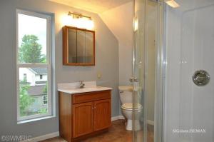 709 S Bridge St, Belding, MI 48809 photo 14