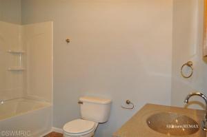 709 S Bridge St, Belding, MI 48809 photo 6