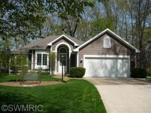 69993 Lakeview Dr, White Pigeon, MI 49099 photo 1