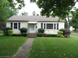 753 E Mansion, Marshall, MI 49068 photo 1