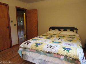 7092 Marsh Rd, Plainwell, MI 49080 photo 13