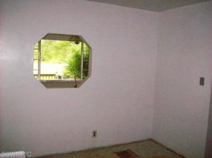 933 James St, Plainwell, MI 49080 photo 10