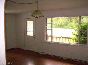 933 James St, Plainwell, MI 49080 photo 5