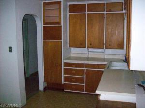 933 James St, Plainwell, MI 49080 photo 9