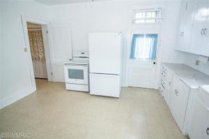 406 S Main St, Reading, MI 49274 photo 11