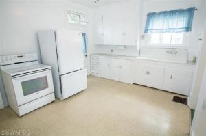 406 S Main St, Reading, MI 49274 photo 10