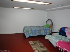 323 E Hill St, Plainwell, MI 49080 photo 20