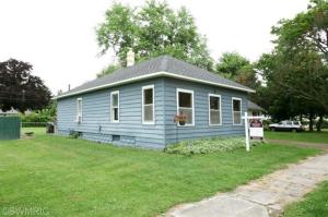 611 Spring St, Three Rivers, MI 49093 photo 1