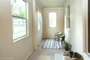 611 Spring St, Three Rivers, MI 49093 photo 3