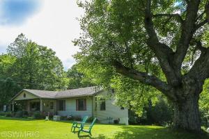 7854 E Jackson St, White Cloud, MI 49349 photo 5