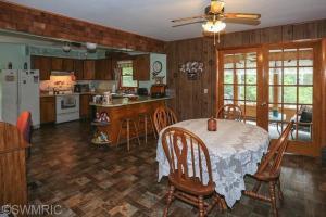 7854 E Jackson St, White Cloud, MI 49349 photo 17