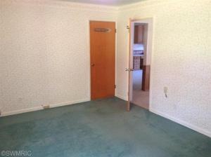 10624 Riverview Dr, Plainwell, MI 49080 photo 8