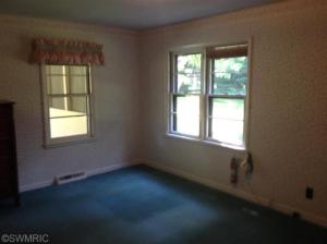 10624 Riverview Dr, Plainwell, MI 49080 photo 7