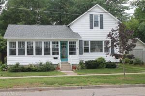108 E Ann St, Spring Lake, MI 49456 photo 1