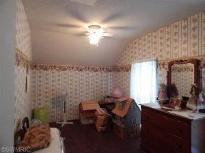 202 N Orange St, Sturgis, MI 49091 photo 6