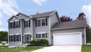 900 Beech St, Lowell, MI 49331 photo 1