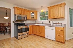 42 Pine Rd, Plainwell, MI 49080 photo 7