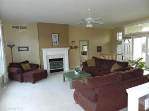 313 Annes Ct, Plainwell, MI 49080 photo 10