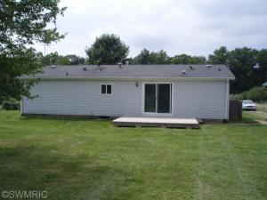 13475 Kane Rd, Plainwell, MI 49080 photo 2
