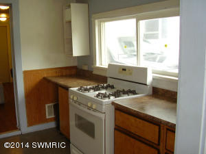606 Harrison Ave, Belding, MI 48809 photo 6