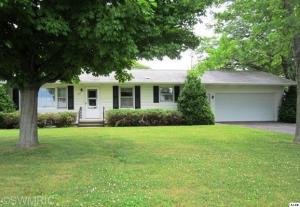 125 Larry Dr, Waldron, MI 49288 photo 1