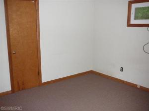 14963 E Augusta Dr, Augusta, MI 49012 photo 9