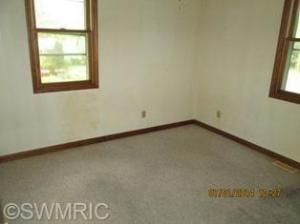 500 Maple St, Three Rivers, MI 49093 photo 13
