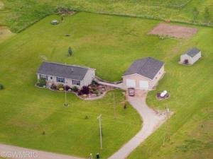 3868 Jordan Rd, Freeport, MI 49325 photo 3