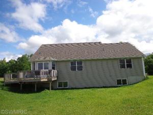 1101 North St, Ionia, MI 48846 photo 2