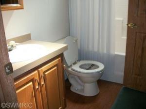 14931 Drummond Rd, Constantine, MI 49042 photo 6