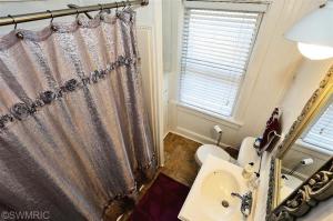 116 E Ann St, Spring Lake, MI 49456 photo 21