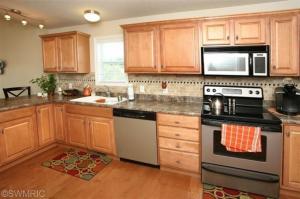 1328 Alivia Dr, Plainwell, MI 49080 photo 7