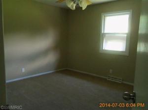 713 Grove St, Belding, MI 48809 photo 6