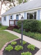  837 Diane Ave SE, Kentwood, MI 49508 photo 2
