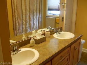 541 Forstrom Dr, Lowell, MI 49331 photo 10