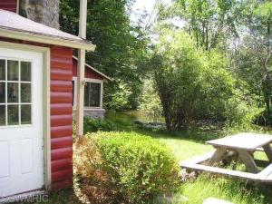 9225 S James Rd, Baldwin, MI 49304 photo 2